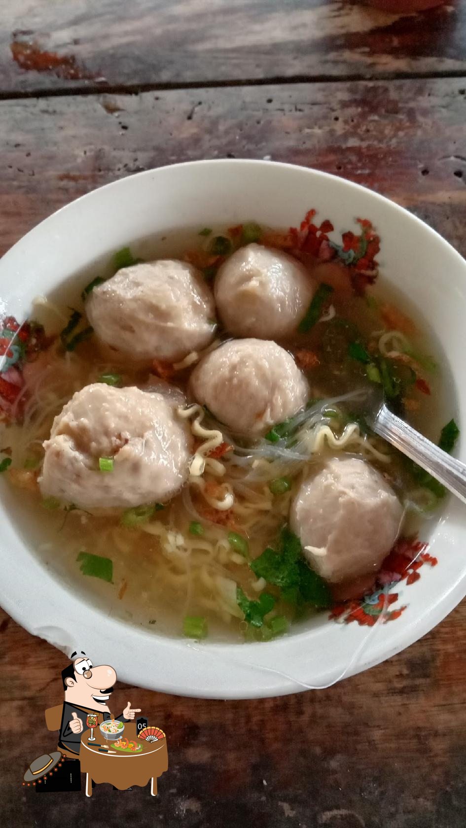 Bakso Urat Pak Mun: Rasa yang Menggigit Jiwa di Tengah Kota Cilacap